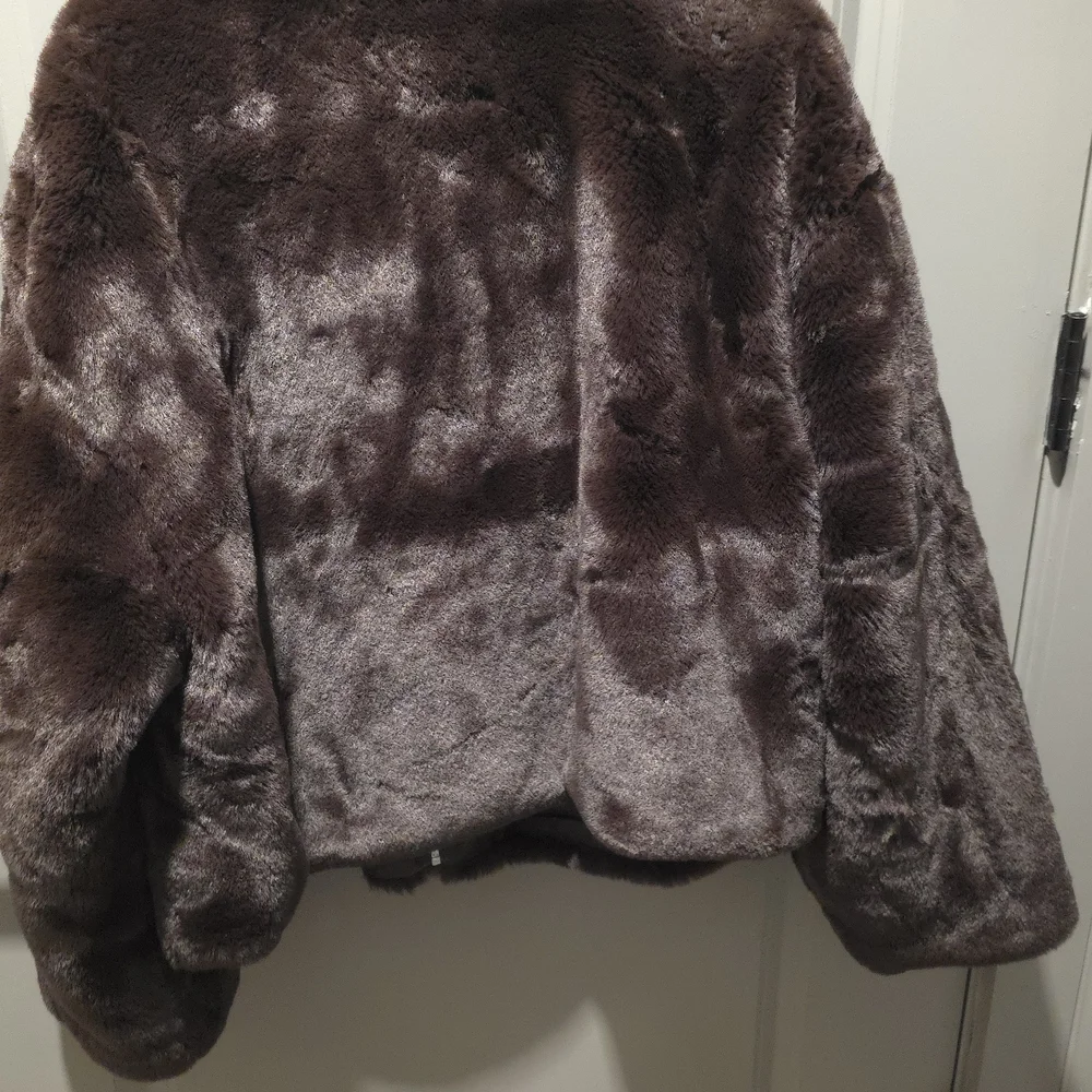 GAP Dark Brown Faux Fur Jacket - Picture 10 of 12